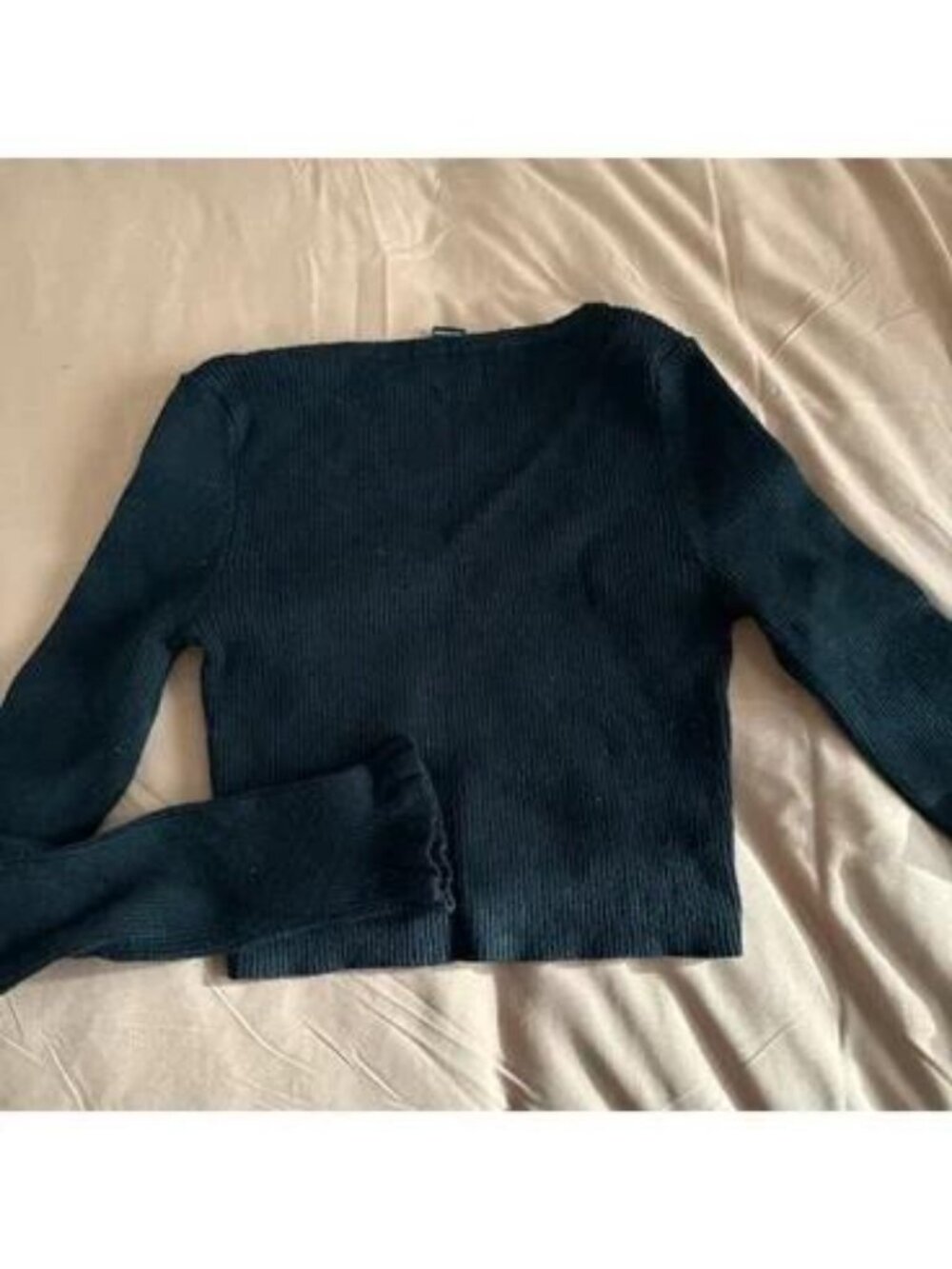 Forever 21 Black Cropped Long Sleeve Top – Stretchy Casual Top, Size XS